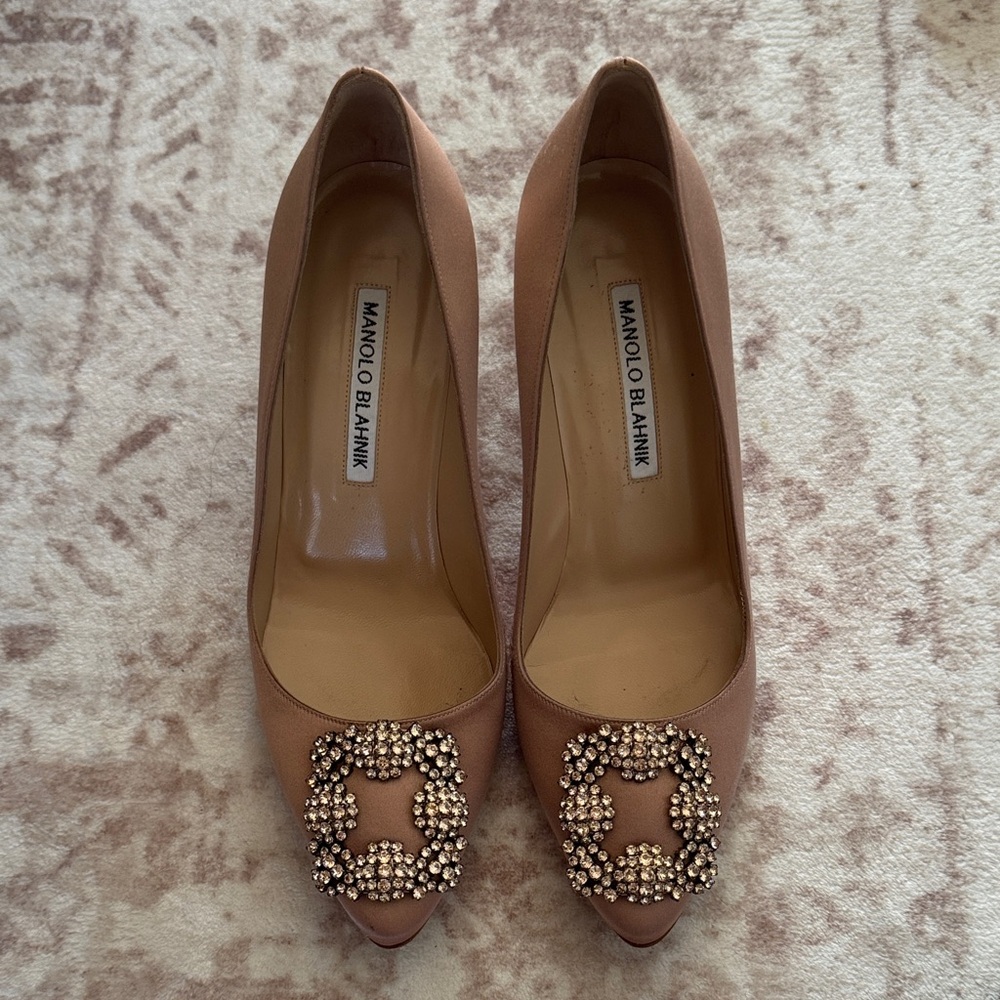 Manolo Blahnik Nude Satin Pointed Toe Pumps with Crystal Buckle Embellishment